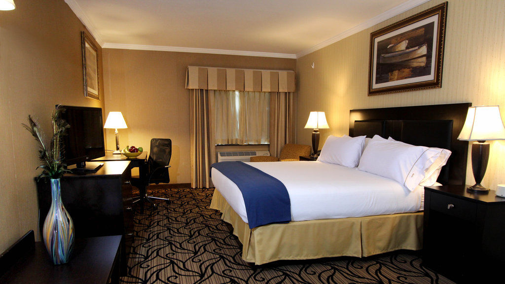 Express Stony Brook-long Island By Ihg Hotel 2*