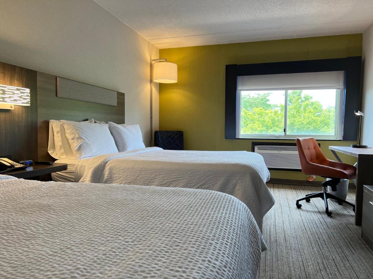 Express Stony Brook-long Island By Ihg Hotel