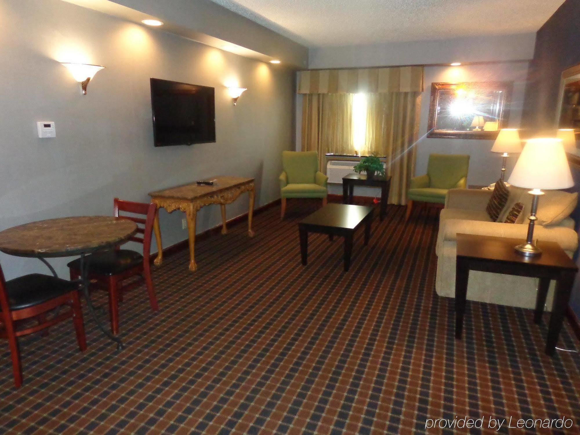 Hotel Express Stony Brook-long Island By Ihg Centereach