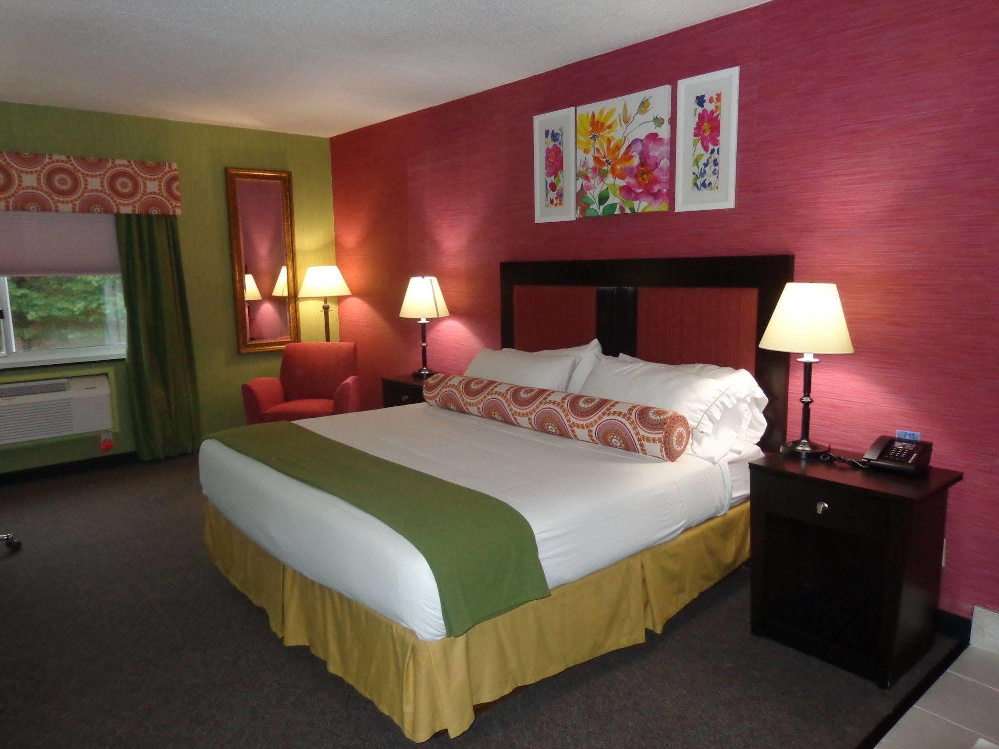 Hotel Express Stony Brook-long Island By Ihg